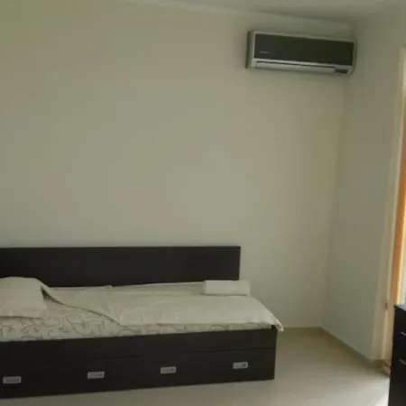 арапя فندق تساريفو